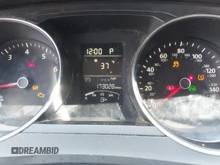 2015 Volkswagen Jetta Sedan 1.8T SE with VIN 3VWD17AJ6FM285921, listed as a IAAI auction lot 42005164 with 173,028 mi miles. Bid and sale history available at carsss.com. Image 7.