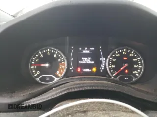 2019 Jeep Renegade Latitude z VIN ZACNJABB6KPK89094, wystawiony jako Copart lot #54342815 z przebiegiem 105 808 mil mil oraz Szkoda całkowita • Salvage title. Historia ofert i sprzedaży dostępna na DreamBid. Obrazek 9.