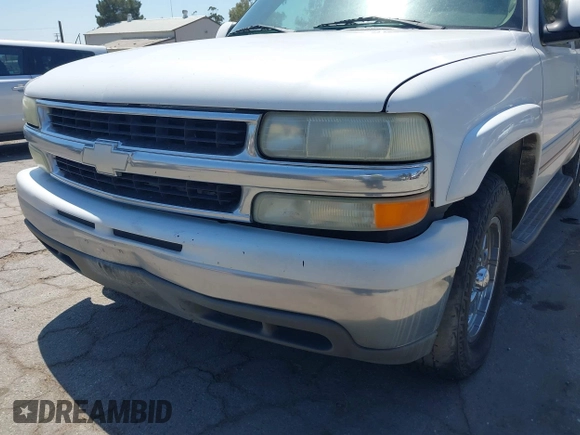2004 Chevrolet Tahoe LS with VIN 1GNEC13T64R292075, listed as a IAAI auction lot 42138343 with 236,054 mi miles. Bid and sale history available at carsss.com. Image 6.