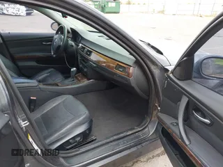 2006 BMW 3 Series 325i with VIN WBAVB13536KX69406, listed as a IAAI auction lot 41925948 with 123,734 mi miles. Bid and sale history available at carsss.com. Image 5.