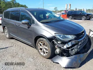 2017 Chrysler Pacifica Limited with VIN 2C4RC1GG1HR512911, listed as a IAAI auction lot 41850887 with 147,403 mi miles and . Bid and sale history available at DreamBid. Image 1.