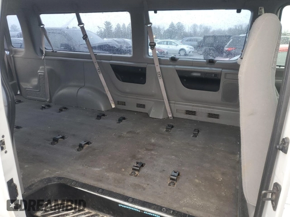2000 Ford Econoline Passenger XL with VIN 1FBSS31L7YHB41694, listed as a Copart auction lot 43387385 with 108,458 mi miles and Salvage Title. Bid and sale history available at DreamBid. Image 11.