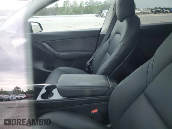 2022 Tesla Model Y Long Range with VIN 7SAYGDEE9NF436674, listed as a Copart auction lot 51478395 with 47,355 mi miles and Salvage Title. Bid and sale history available at carsss.com. Image 7.