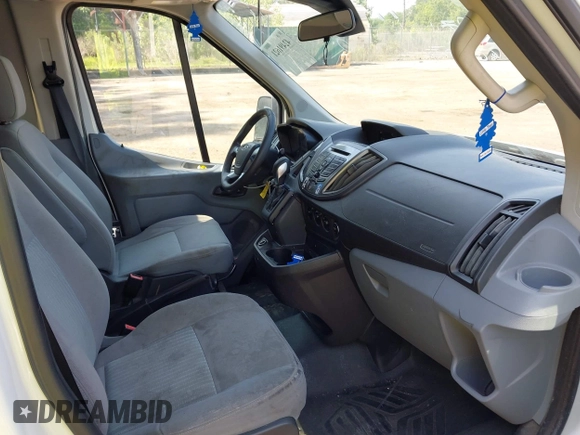 2017 Ford Transit XL с VIN 1FBAX2CM6HKA73047, выставлен на аукционе IAAI как лот 42491621 с пробегом 103 912 миль миль и . История ставок и продаж доступна на DreamBid. Изображение 5.