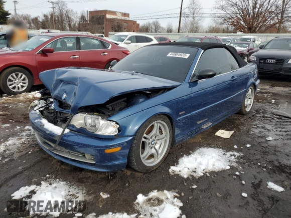 2003 BMW 3 Series 330Ci with VIN WBABS53453EV90537, listed as a Copart auction lot 44604935 with 143,530 mi miles and Salvage Title. Bid and sale history available at carsss.com. Image 1.