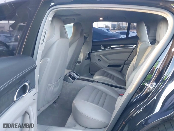 2012 Porsche Panamera Turbo with VIN WP0AC2A79CL090481, listed as a IAAI auction lot 41954044 with 59,433 mi miles. Bid and sale history available at carsss.com. Image 8.