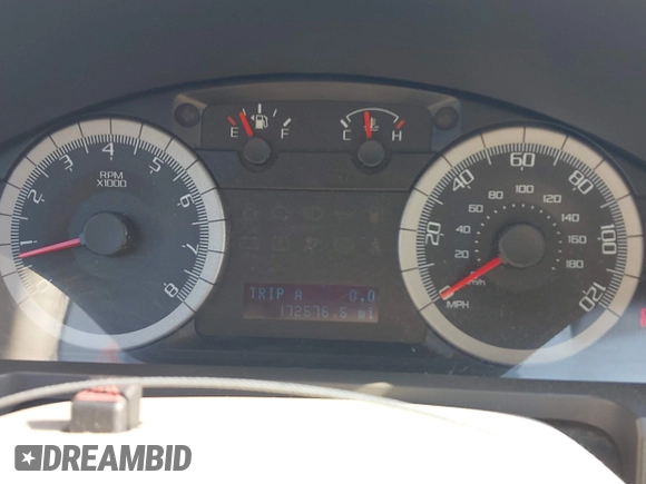 2008 Ford Escape XLT with VIN 1FMCU93188KA89855, listed as a IAAI auction lot 42581640 with 172,576 mi miles and . Bid and sale history available at DreamBid. Image 7.