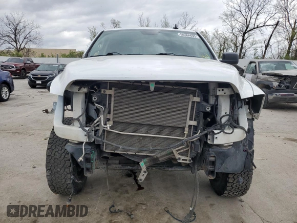 2018 Ram 2500 Lone Star with VIN 3C6UR5DL6JG204993, listed as a Copart auction lot 50364695 with 153,995 mi miles and Salvage title. Bid and sale history available at DreamBid. Image 5.