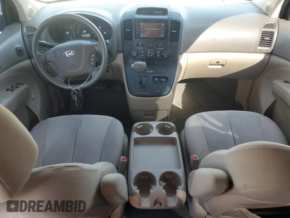 2010 Kia Sedona LX with VIN KNDMG4C38A6327139, listed as a Copart auction lot 72758954 with 172,870 mi miles and Salvage Title. Bid and sale history available at carsss.com. Image 8.