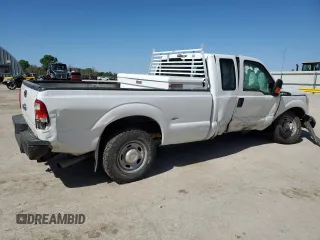 2016 Ford F-250 XLT with VIN 1FT7X2A61GEC25758, listed as a Copart auction lot 54184564 with 204,485 mi miles and Salvage title. Bid and sale history available at DreamBid. Image 3.