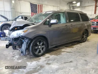 2011 Toyota Sienna SE with VIN 5TDXK3DC6BS071217, listed as a Copart auction lot 46549275 with 0 mi miles and Non Repairable. Bid and sale history available at carsss.com. Image 1.