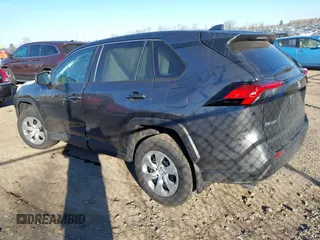 2022 Toyota RAV4 LE with VIN 2T3F1RFVXNC261042, listed as a IAAI auction lot 41003080 with 86,056 mi miles. Bid and sale history available at carsss.com. Image 3.