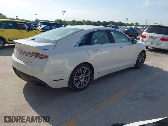 2014 Lincoln MKZ with VIN 3LN6L2G9XER812698, listed as a IAAI auction lot 42112325 with 144,227 mi miles and . Bid and sale history available at DreamBid. Image 4.