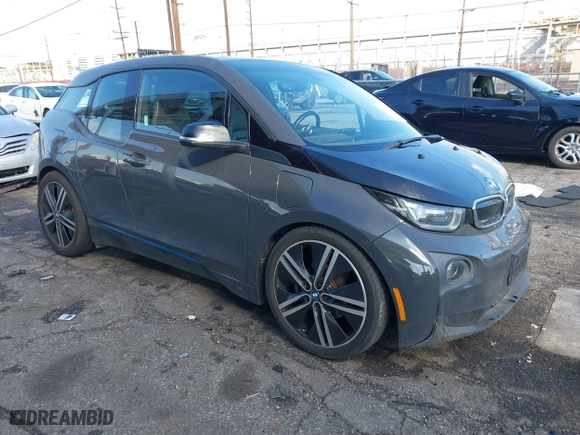 2015 BMW i3 with VIN WBY1Z4C53FV502262, listed as a IAAI auction lot 41746285 with 74,157 mi miles. Bid and sale history available at carsss.com. Image 1.