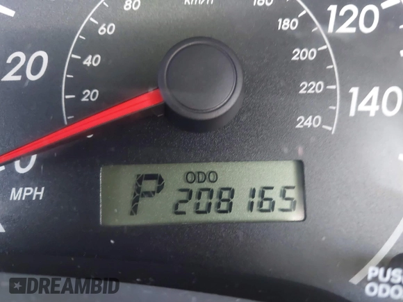 2009 Toyota Corolla with VIN 1NXBU40E99Z108425, listed as a IAAI auction lot 39553892 with 208,165 mi miles and . Bid and sale history available at DreamBid. Image 7.