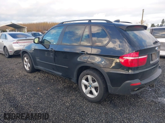 2010 BMW X5 35d with VIN 5UXFF0C53ALJ99964, listed as a IAAI auction lot 40891521 with 235,084 mi miles. Bid and sale history available at carsss.com. Image 3.