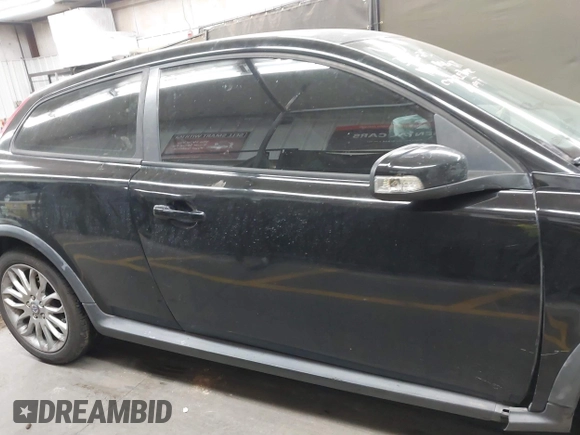 2009 Volvo C30 with VIN YV1MK672592145939, listed as a IAAI auction lot 41850736 with 66,988 mi miles and . Bid and sale history available at DreamBid. Image 14.