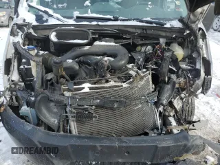 2015 Ford Transit Cargo z VIN 1FTNR2CM3FKA01839, wystawiony jako Copart lot #41739665 z przebiegiem Nie podano mil oraz Szkoda całkowita • Salvage title. Historia ofert i sprzedaży dostępna na DreamBid. Obrazek 12.