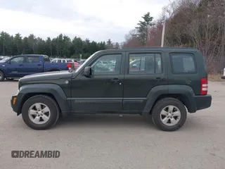 2010 Jeep Liberty Sport with VIN 1J4PN2GK7AW176037, listed as a IAAI auction lot 42125070 with 178,872 mi miles. Bid and sale history available at carsss.com. Image 12.