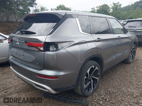 2022 Mitsubishi Outlander SE with VIN JA4J4UA8XNZ013789, listed as a IAAI auction lot 42572318 with 47,467 mi miles and . Bid and sale history available at DreamBid. Image 4.