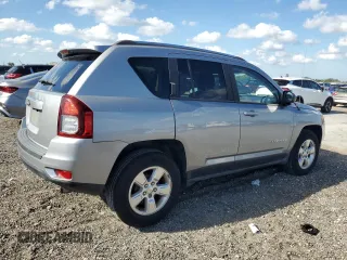 2015 Jeep Compass Sport with VIN 1C4NJCBA9FD198041, listed as a Copart auction lot 50901245 with 77,091 mi miles and Salvage Title. Bid and sale history available at carsss.com. Image 3.