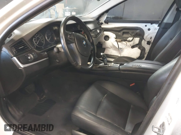 2014 BMW 5 Series 528i xDrive with VIN WBA5A7C57ED612230, listed as a IAAI auction lot 41586318 with 148,676 mi miles and . Bid and sale history available at DreamBid. Image 5.