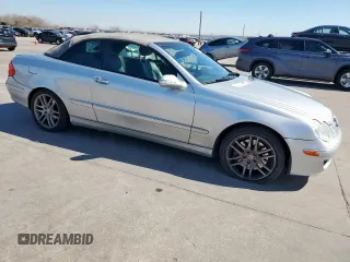 2009 Mercedes-Benz CLK 350 with VIN WDBTK56FX9T109172, listed as a Copart auction lot 46328435 with 137,484 mi miles and Salvage Title. Bid and sale history available at DreamBid. Image 4.