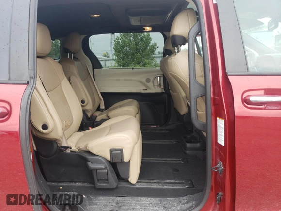 2022 Toyota Sienna LE with VIN 5TDGSKFC0NS067689, listed as a Copart auction lot 63850155 with 75,852 mi miles and Salvage title. Bid and sale history available at DreamBid. Image 11.