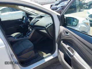 2014 Ford Escape SE with VIN 1FMCU9G98EUA39702, listed as a IAAI auction lot 42683914 with 276,162 mi miles and . Bid and sale history available at DreamBid. Image 5.