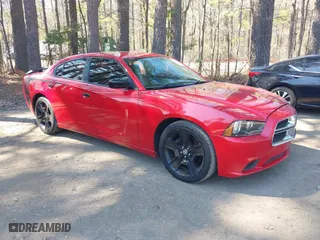 2012 Dodge Charger SE with VIN 2C3CDXBG3CH237431, listed as a IAAI auction lot 41864591 with 103,247 mi miles. Bid and sale history available at carsss.com. Image 1.