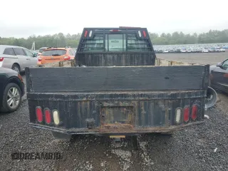 2002 Ford F-350 XL with VIN 1FTSW31F72ED65163, listed as a Copart auction lot 60282775 with 208,920 mi miles and Clean title. Bid and sale history available at DreamBid. Image 6.