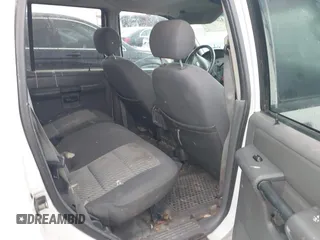 2004 Ford Explorer Sport Trac XLS z VIN 1FMZU67K04UA15789, wystawiony jako IAAI lot #42668387 z przebiegiem 358 240 mil mil oraz . Historia ofert i sprzedaży dostępna na DreamBid. Obrazek 8.