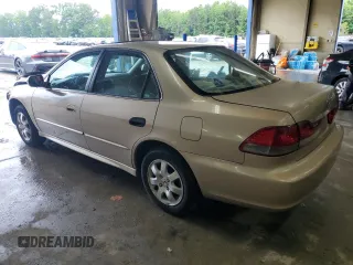 2002 Honda Accord EX z VIN 1HGCG56622A158128, wystawiony jako Copart lot #58494755 z przebiegiem 215 389 mil mil oraz Czysty tytuł • Clean title. Historia ofert i sprzedaży dostępna na DreamBid. Obrazek 2.