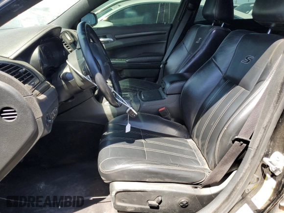 2016 Chrysler 300 with VIN 2C3CCAGG4GH349380, listed as a Copart auction lot 51006965 with 102,117 mi miles and Clean Title. Bid and sale history available at carsss.com. Image 7.