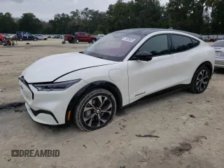 2021 Ford Mustang Mach-E Premium z VIN 3FMTK3SU9MMA27947, wystawiony jako Copart lot #71925032 z przebiegiem 11 433 mil mil oraz . Historia ofert i sprzedaży dostępna na DreamBid. Obrazek 1.