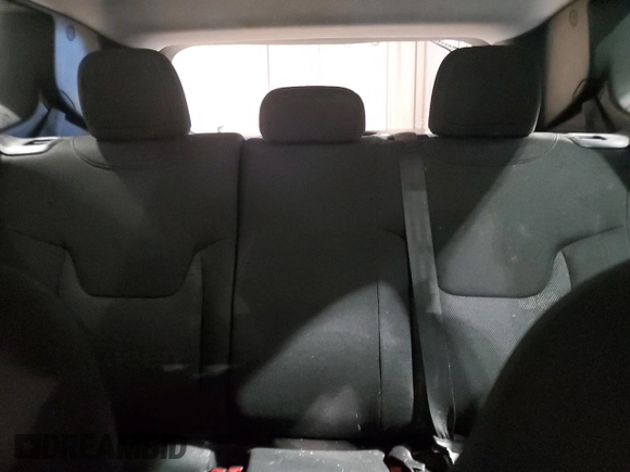 2015 Jeep Renegade Sport with VIN ZACCJBAH0FPB65139, listed as a Copart auction lot 86280044 with 99,679 mi miles and Salvage Title. Bid and sale history available at DreamBid. Image 10.