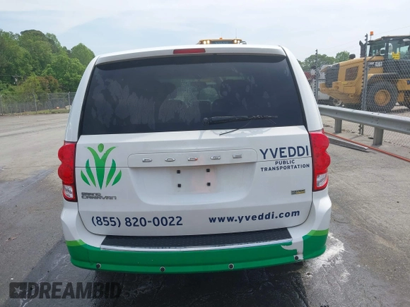 2014 Dodge Grand Caravan American Value with VIN 2C4RDGBG6ER380568, listed as a IAAI auction lot 41683180 with 303,612 mi miles and . Bid and sale history available at DreamBid. Image 16.