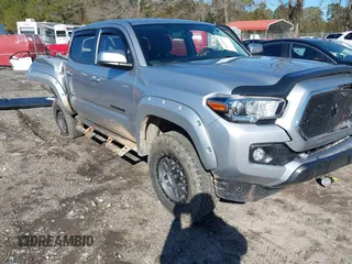 2017 Toyota Tacoma SR5 with VIN 5TFCZ5AN6HX111164, listed as a IAAI auction lot 41262150 with 26,279 mi miles. Bid and sale history available at carsss.com. Image 1.