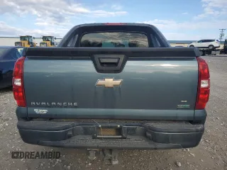 2010 Chevrolet Avalanche with VIN 3GNNCEE04AG258464, listed as a Copart auction lot 44190725 with 74,273 mi miles and Salvage Title. Bid and sale history available at DreamBid. Image 6.