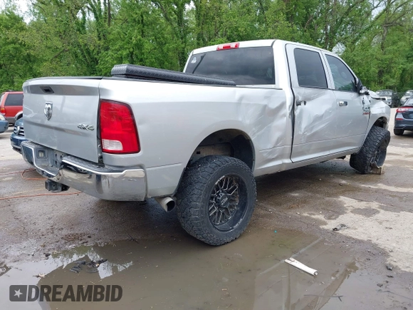 2015 Ram 2500 Tradesman с VIN 3C6UR5CL6FG527773, выставлен на аукционе IAAI как лот 42144668 с пробегом 202 758 миль миль и . История ставок и продаж доступна на DreamBid. Изображение 4.