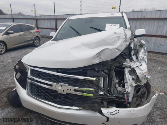 2017 Chevrolet Tahoe LT with VIN 1GNSCBKC8HR124132, listed as a IAAI auction lot 41264355 with 1 mi miles. Bid and sale history available at carsss.com. Image 12.