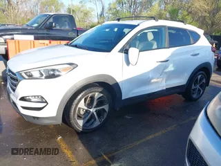 2016 Hyundai Tucson Limited with VIN KM8J33A29GU051038, listed as a IAAI auction lot 41995825 with 97,775 mi miles. Bid and sale history available at carsss.com. Image 2.