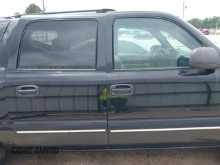 2001 Chevrolet Suburban LS z VIN 3GNEC16T71G254622, wystawiony jako IAAI lot #42115442 z przebiegiem Nie podano mil oraz . Historia ofert i sprzedaży dostępna na DreamBid. Obrazek 14.