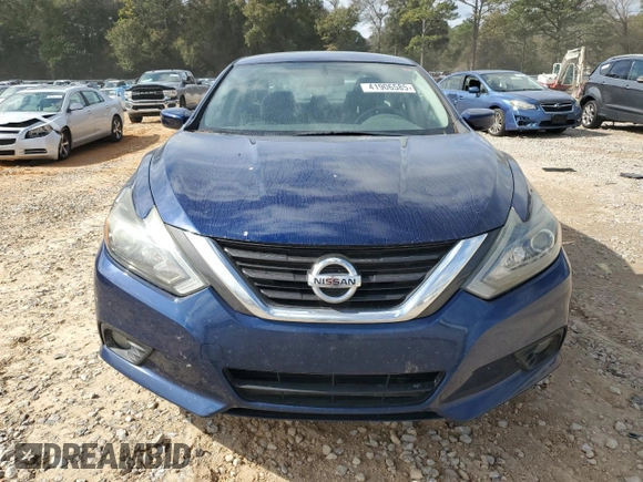 2017 Nissan Altima SR with VIN 1N4AL3AP1HC153124, listed as a Copart auction lot 41906585 with 144,077 mi miles and Salvage Title. Bid and sale history available at DreamBid. Image 5.