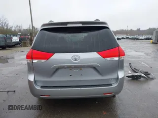 2012 Toyota Sienna LE with VIN 5TDJK3DCXCS040253, listed as a IAAI auction lot 41957623 with 164,780 mi miles. Bid and sale history available at carsss.com. Image 16.