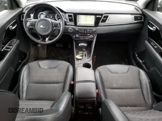 2017 Kia Niro Touring Launch Edition with VIN KNDCC3LC8H5069089, listed as a Copart auction lot 54293064 with 81,987 mi miles and Salvage Title. Bid and sale history available at carsss.com. Image 8.