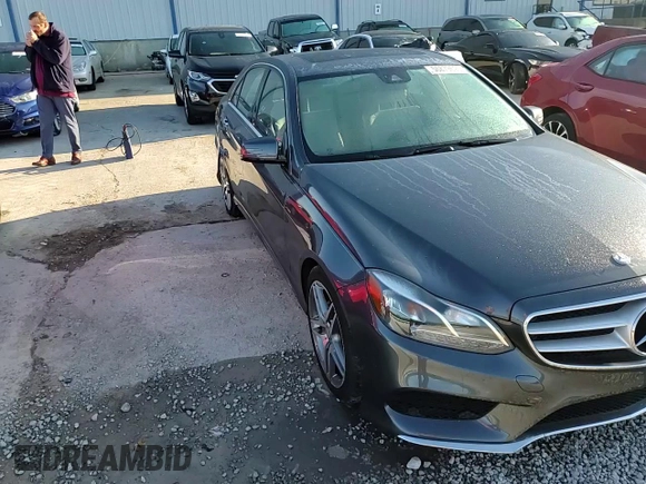 2016 Mercedes-Benz E 350 Luxury z VIN WDDHF8JB5GB203471, wystawiony jako Copart lot #56879695 z przebiegiem 70 983 mil mil oraz Szkoda całkowita • Salvage title. Historia ofert i sprzedaży dostępna na DreamBid. Obrazek 13.