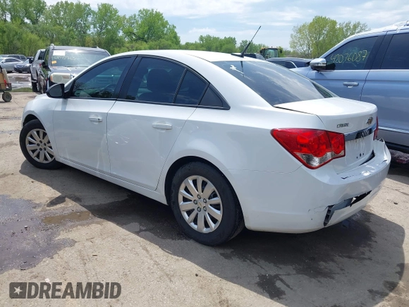 2014 Chevrolet Cruze LS with VIN 1G1PA5SH5E7218650, listed as a IAAI auction lot 42093764 with 189,813 mi miles and . Bid and sale history available at DreamBid. Image 3.