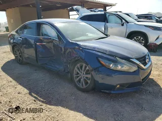 2018 Nissan Altima SR with VIN 1N4AL3AP2JC191631, listed as a Copart auction lot 50951715 with 70,852 mi miles and Salvage Title. Bid and sale history available at DreamBid. Image 4.