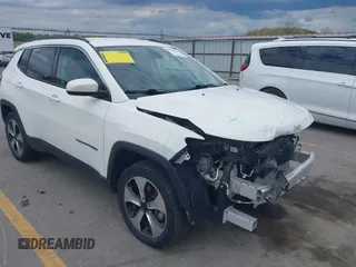 2018 Jeep Compass Altitude with VIN 3C4NJDBB4JT232968, listed as a IAAI auction lot 42388364 with 89,942 mi miles and . Bid and sale history available at DreamBid. Image 1.